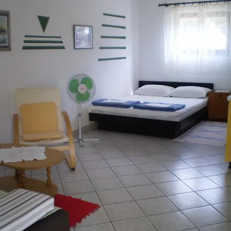 Studio Leros