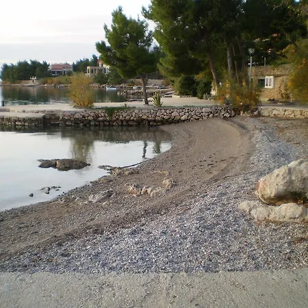 Apartment Studio Leros Starigrad Paklenica